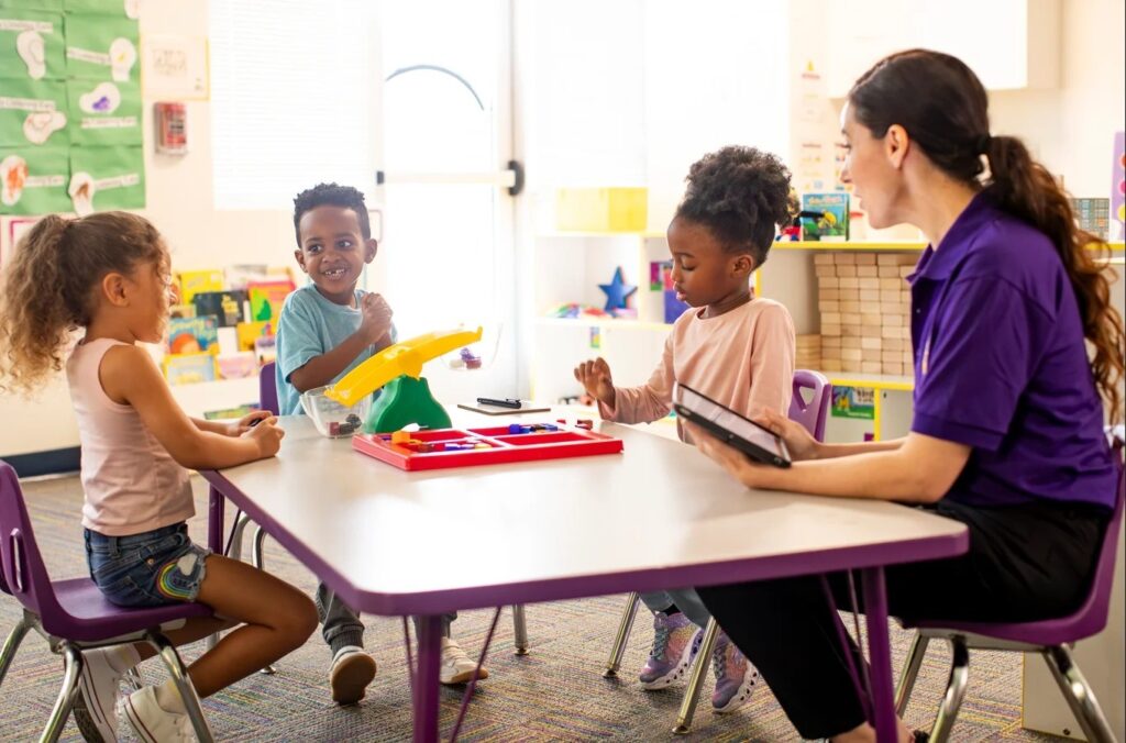 Mandarin and Spanish Immersion | The Benefits of a Trilingual Preschool: Preparing Your Child for a Multicultural World 